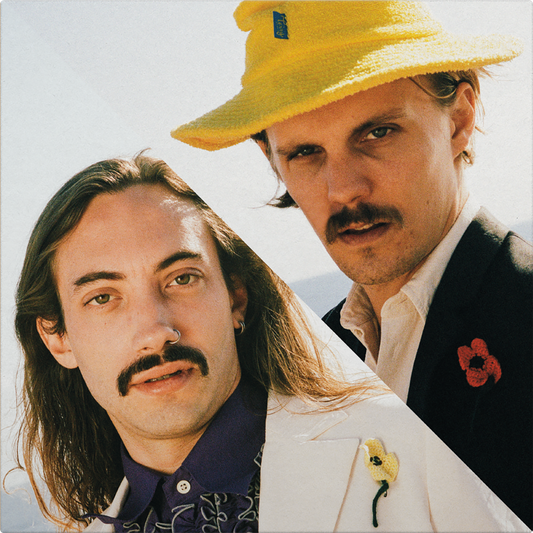 Odd Couple - Universum Duo